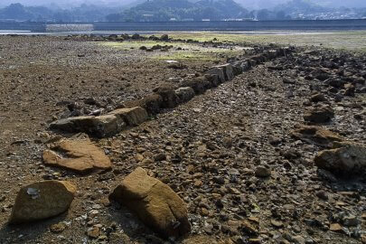 甘崎城に残る根石