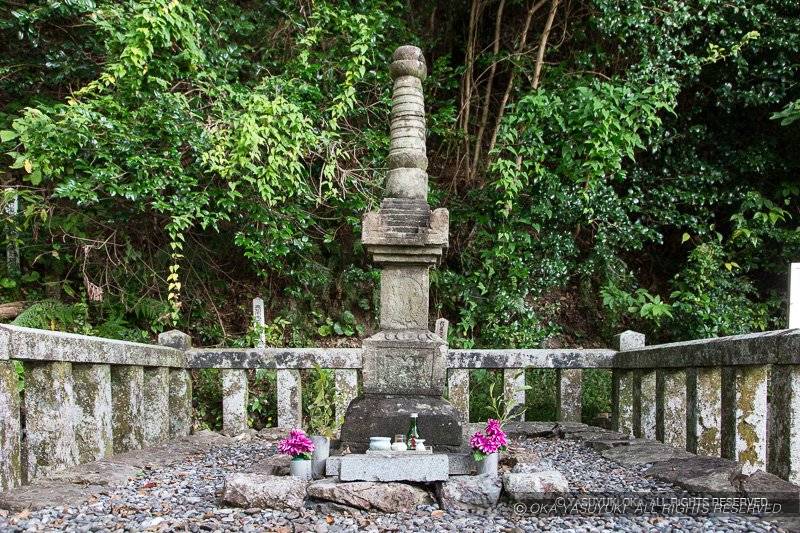 長宗我部元親の墓