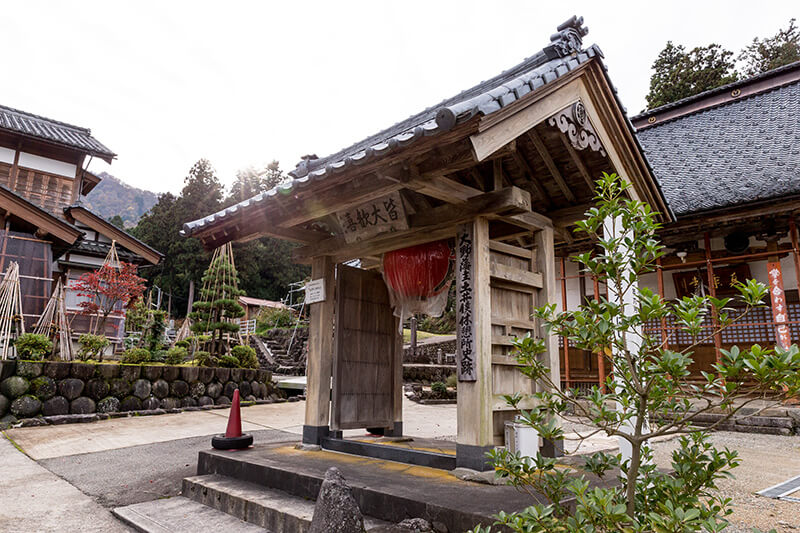 越前大野城の移築城門（不明門）：真乗寺