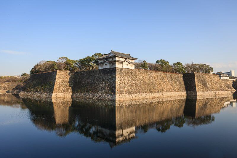 大阪城西外堀から見る乾櫓