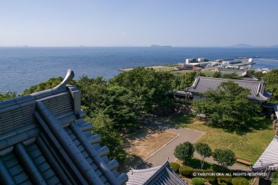 川之江城 天守から瀬戸内海を望む