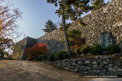 松坂城 本丸下段高石垣と月見櫓台