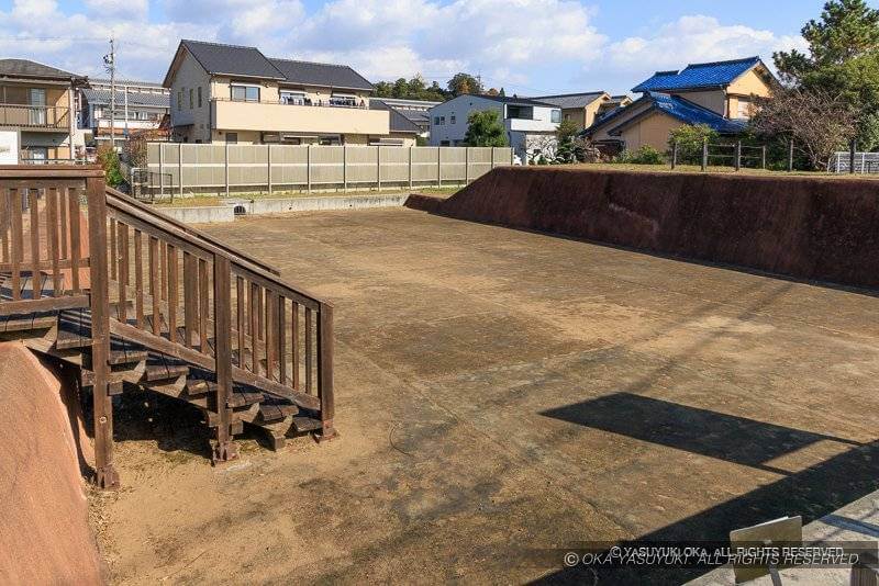 亀山城西の丸外堀