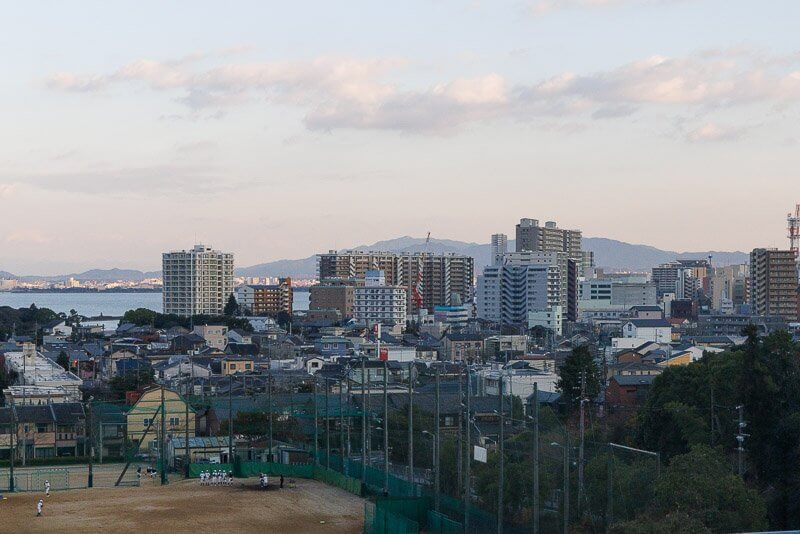 大津市歴史博物館から大津城付近を望む