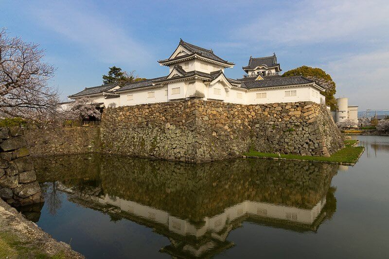 岸和田城本丸土橋と隅櫓