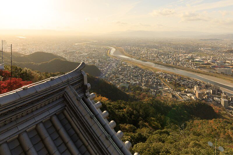 岐阜城天守から京都を望む