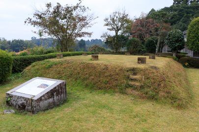 都之城・本丸建物跡