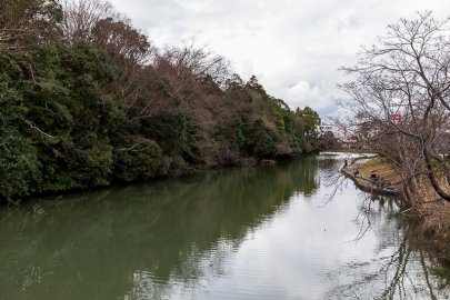 亀山城南郷池