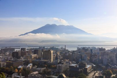 鹿児島城・城山から望む桜島