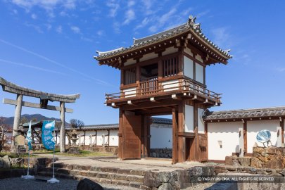 福知山城の釣鐘門
