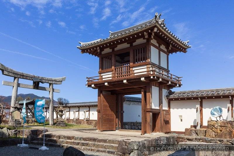 福知山城の釣鐘門