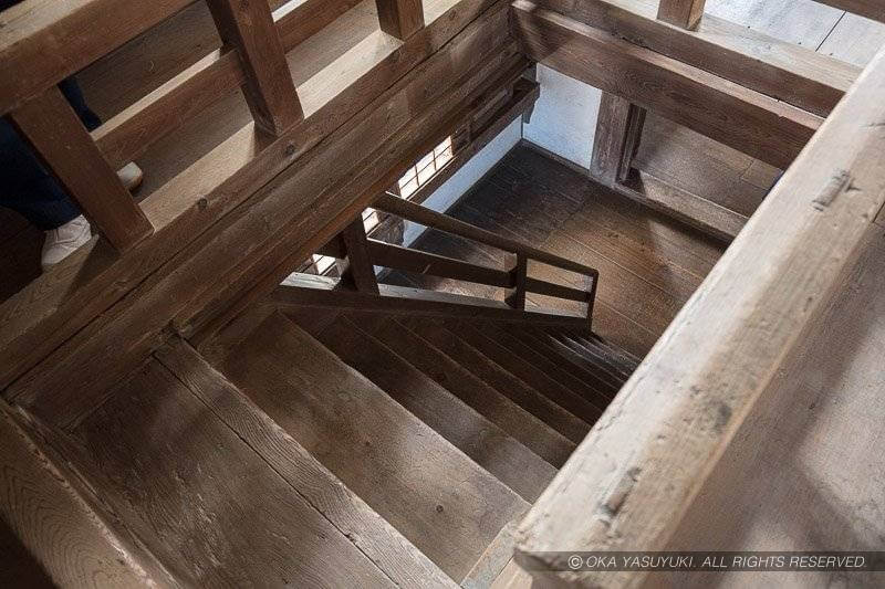 姫路城東小天守３階への階段