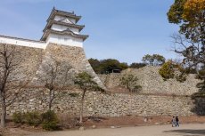 明石城巽櫓櫓台と二の丸と本丸を結ぶ土橋など