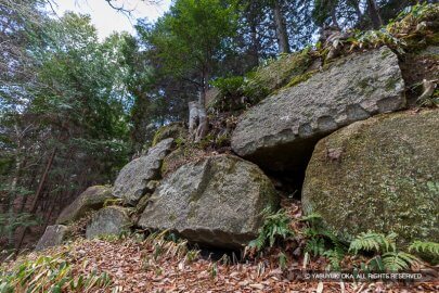 三雲城の主郭石垣