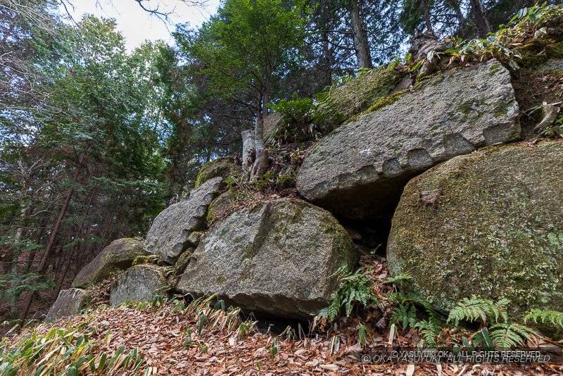 三雲城の主郭石垣