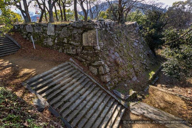 徳島城本丸虎口と弓櫓跡