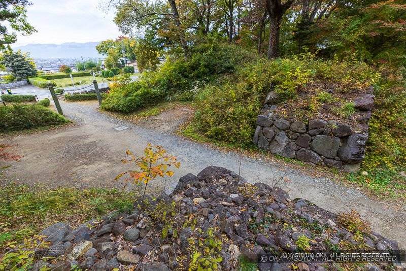 西曲輪の南虎口