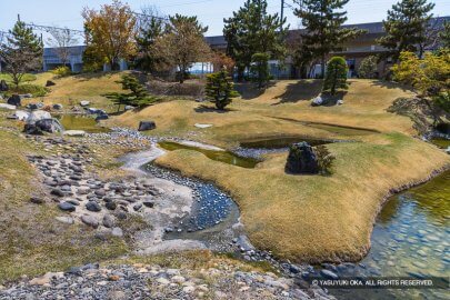 東池・大友氏館跡庭園