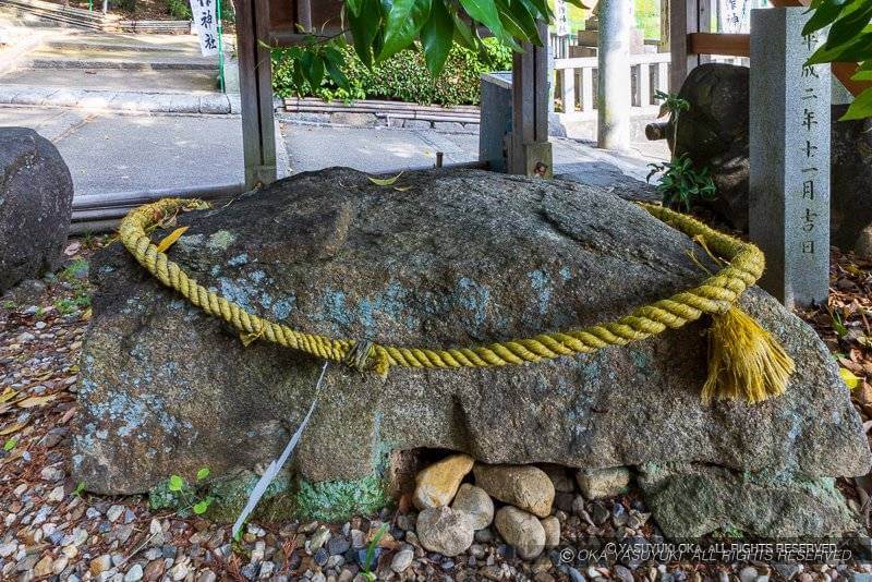 石作神社の残石