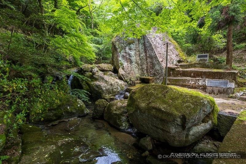 砥堀谷川の石丁場