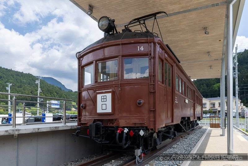 旧豊橋鉄道田口線の木造車両「モハ14」
