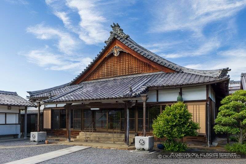 聖財寺本堂