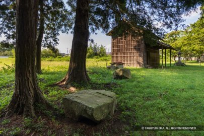 仁正寺陣屋の米蔵