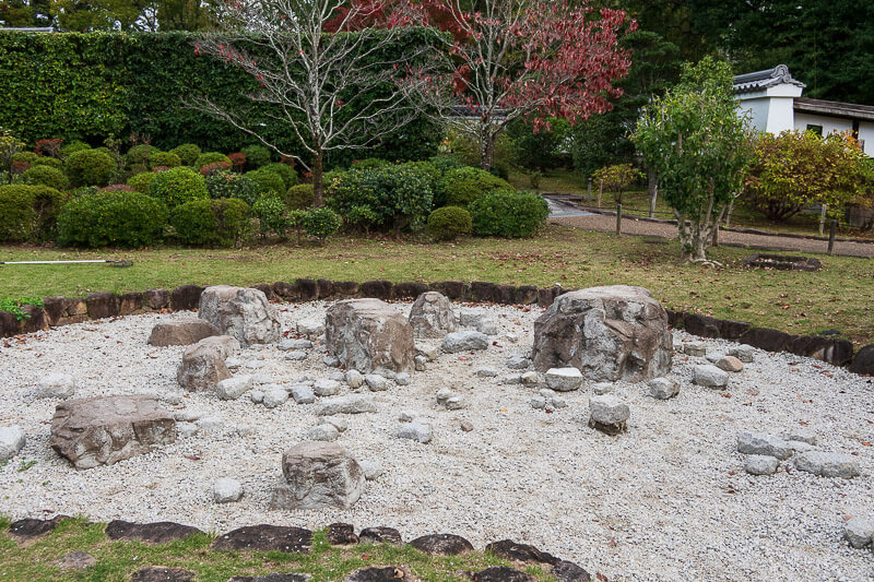 池田城枯山水