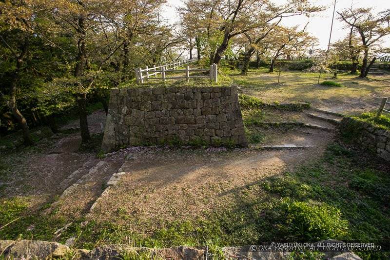 村上城冠木門跡
