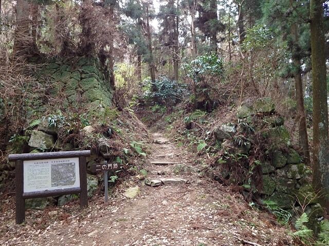 高取城（本荘良智）