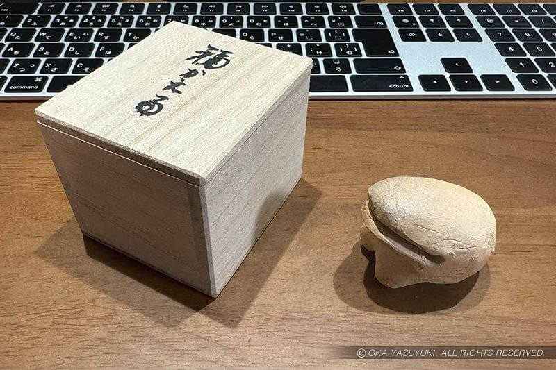 ミニ蛙石