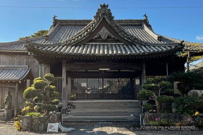 二の丸御殿の式台・書院移築（遍照寺）