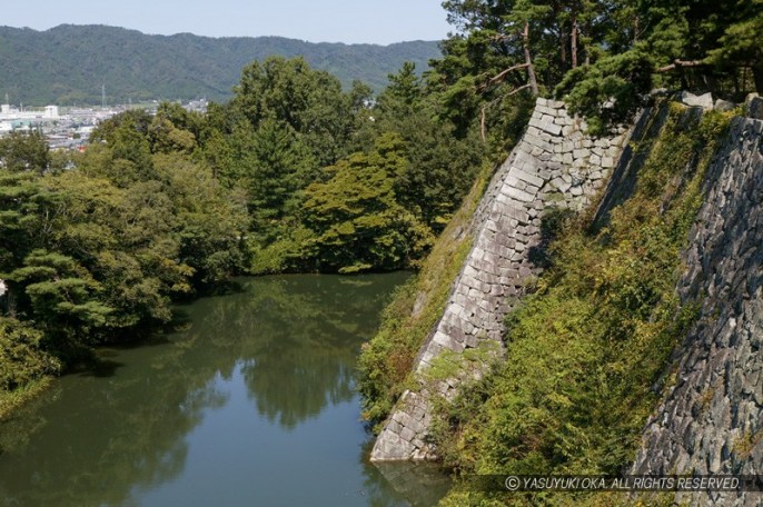 伊賀上野城の本丸高石垣