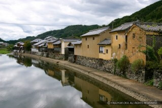 宿場町平福の川端風景