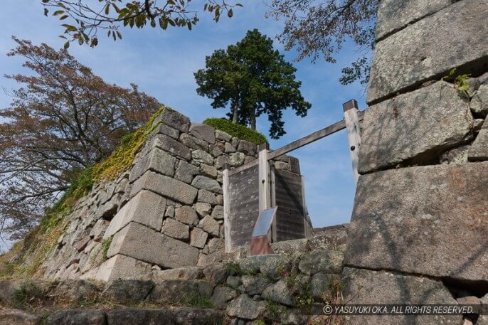 篠山城二の丸埋門