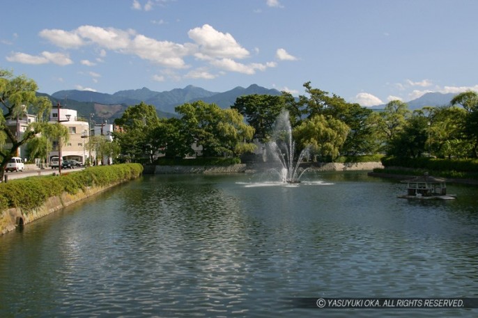 西条陣屋の水堀