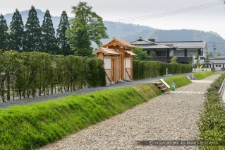 大内氏館・西門