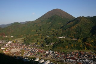 津和野城本丸から城下町を望む