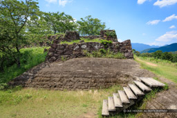 赤木城の虎口跡｜高解像度画像サイズ：8688 x 5792 pixels｜写真番号：5DSA9022｜撮影：Canon EOS 5DS