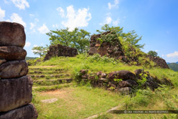 赤木城の虎口跡｜高解像度画像サイズ：8688 x 5792 pixels｜写真番号：5DSA9027｜撮影：Canon EOS 5DS