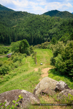 主郭から西郭｜高解像度画像サイズ：5649 x 8473 pixels｜写真番号：5DSA9066｜撮影：Canon EOS 5DS