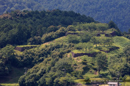 赤木城遠景｜高解像度画像サイズ：7302 x 4868 pixels｜写真番号：5DSA9178｜撮影：Canon EOS 5DS