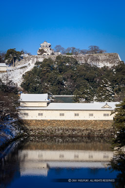 彦根城佐和口多聞櫓・天秤櫓・天守を望む・冬｜高解像度画像サイズ：5792 x 8688 pixels｜写真番号：5DSA3571｜撮影：Canon EOS 5DS