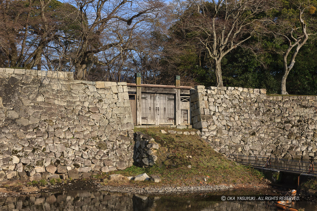 彦根城山崎口門