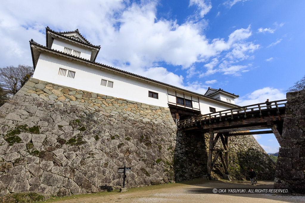 彦根城天秤櫓と廊下橋・西から