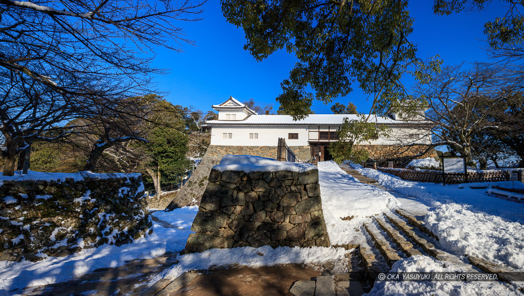 彦根城天秤櫓・鐘の丸虎口・雪