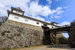 彦根城天秤櫓と廊下橋・西から｜高解像度画像サイズ：6720 x 4480 pixels｜写真番号：5D4A5423｜撮影：Canon EOS 5D Mark IV