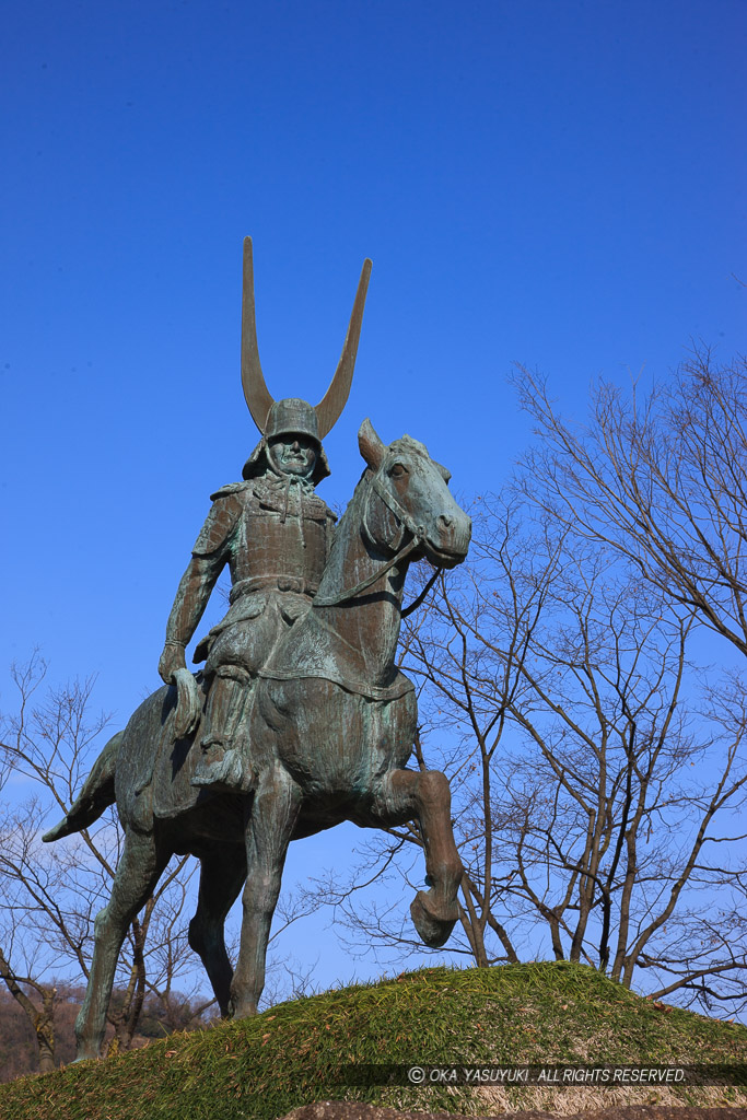 井伊直政銅像