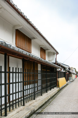 魚屋町商家｜高解像度画像サイズ：3505 x 5258 pixels｜写真番号：1P3J3063｜撮影：Canon EOS-1Ds Mark III