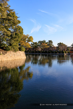 桑名城の神戸櫓跡と水堀｜高解像度画像サイズ：5464 x 8192 pixels｜写真番号：344A6801｜撮影：Canon EOS R5